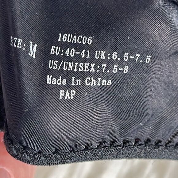 Furoshiki Vibram Black Wrap Shoes Sz M/EU 40-41/US 7.5-8 - Picture 6 of 7